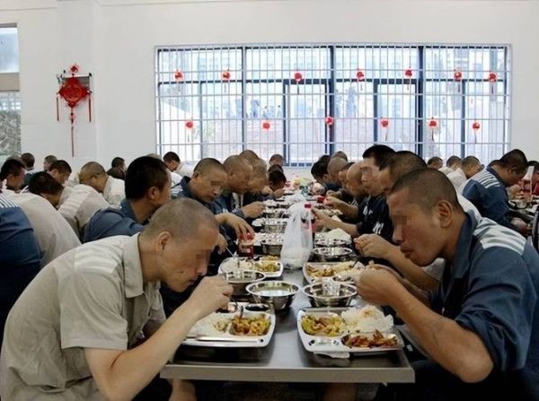梦到监狱是什么意思_梦见坐牢预示什么