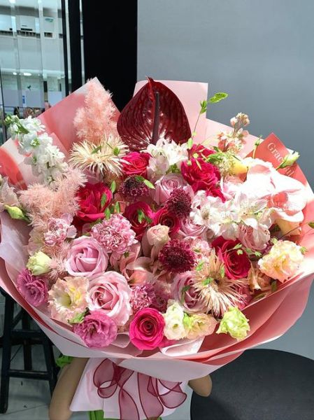 鲜花花束图片大全_如何挑选适合送礼的花束