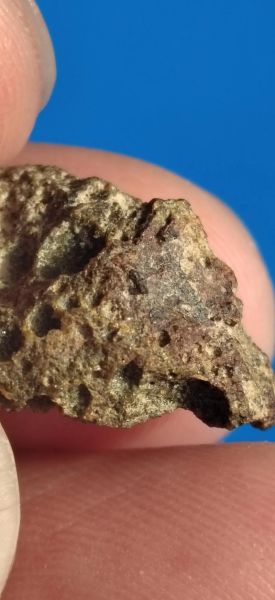 梦到陨石是什么意思_梦见陨石坠落预示什么