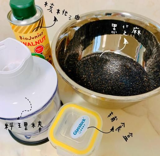 宝宝能吃芝麻酱吗_芝麻酱多大可以吃