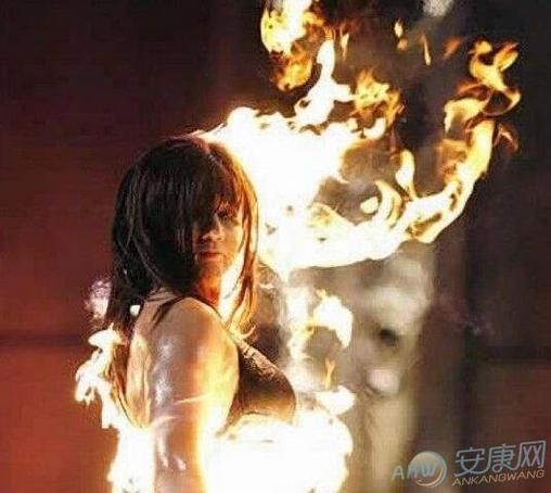 梦到别人被烧死_什么预兆