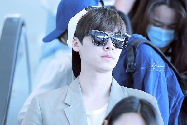 李易峰图片大全_李易峰高清壁纸哪里找