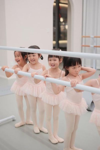 宝宝几岁学跳舞_几岁学舞蹈最合适