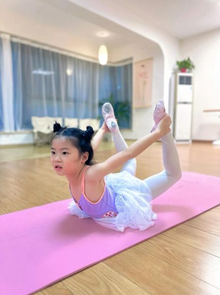 宝宝几岁学跳舞_几岁学舞蹈最合适