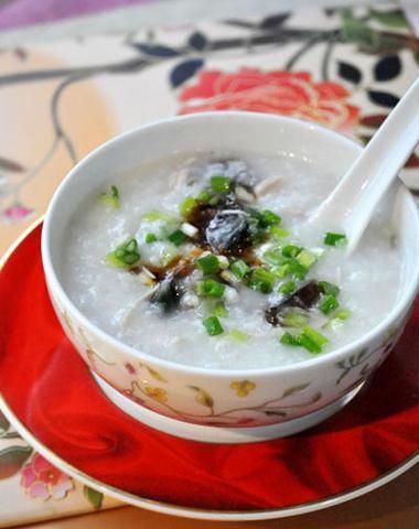 一岁宝宝可以吃皮蛋瘦肉粥吗_皮蛋瘦肉粥婴儿能吃吗