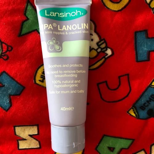 男宝宝尿片上有淡红色_需要立即就医吗