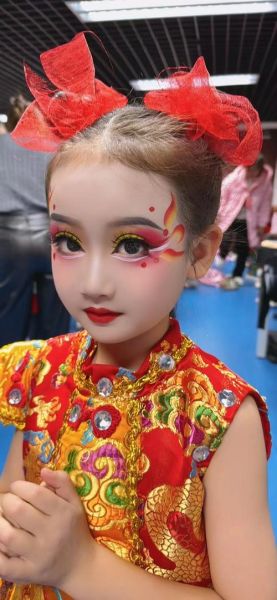 舞台妆图片大全_如何画舞台妆