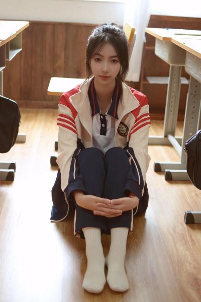 学生图片大全哪里找_学生图片大全怎么下载