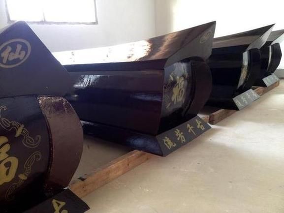 梦到棺材什么意思_梦见棺材是吉是凶