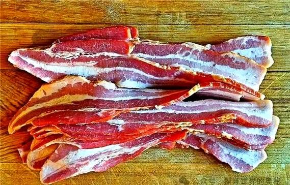 梦到吃猪肉是什么意思_梦见吃猪肉好不好