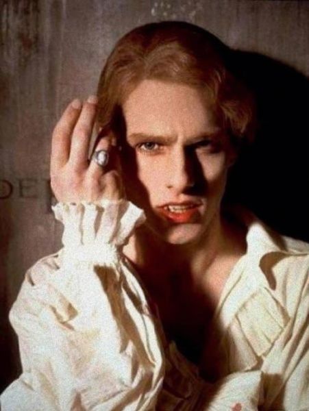 夜访吸血鬼迅雷下载_哪里能看高清完整版