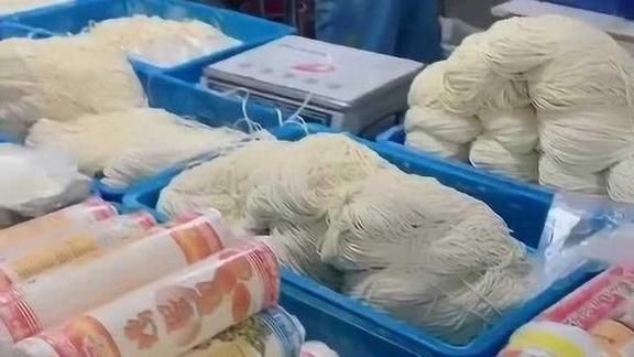 梦到做面条是什么意思_梦见做面条好不好