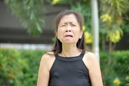 梦到老太太是什么意思_梦到老太太预示什么