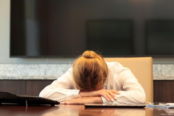 打瞌睡的图片大全_为什么一看就想睡