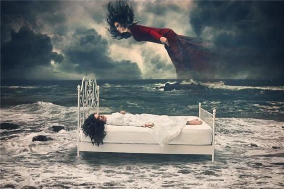 梦到中弹是什么意思_梦到自己中弹没死预示什么