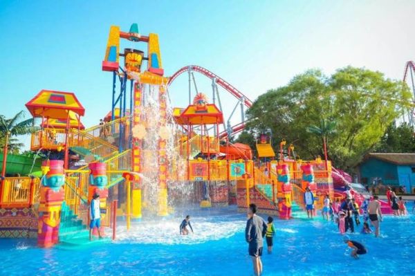 欢乐谷图片大全哪里找_欢乐谷拍照最佳地点在哪