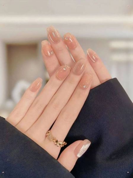 短指甲美甲图片大全_短指甲适合什么款式