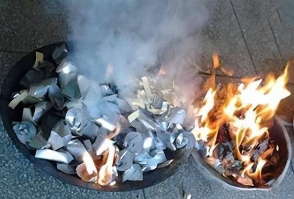 梦到烧纸什么意思_梦见给祖先烧纸钱预示什么