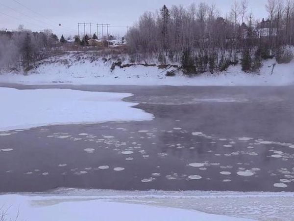 梦到冰是什么意思_梦见冰预示什么