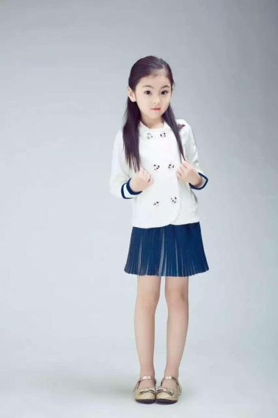 小女孩迅雷下载_小女孩迅雷下载安全吗