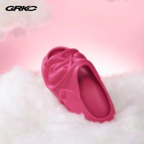 梦到买新鞋是什么意思_梦见买新鞋好不好